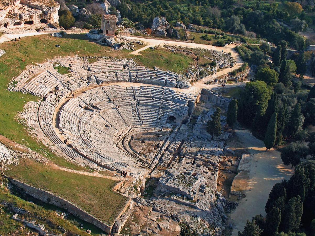 Апартаменты La Dimora Di Demetra Сиракузы Экстерьер фото